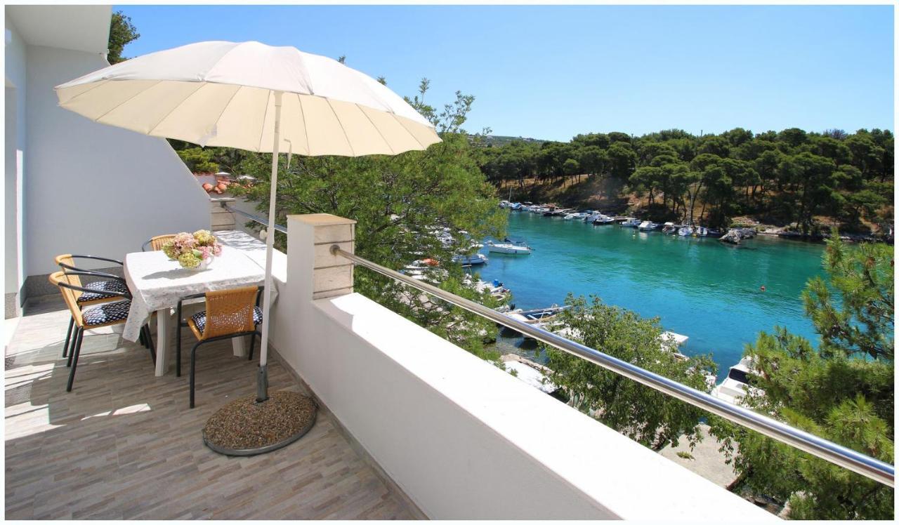 Apartments Elvi - Amazing Position & Parking Primošten المظهر الخارجي الصورة